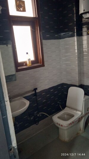 Bathroom in 1 BHK Builder Floor at Sushant Lok I – for Rent