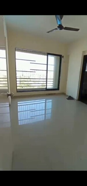 Room in 3 BHK Apartment at Space Ashley Tower, Mira Road – for Rent