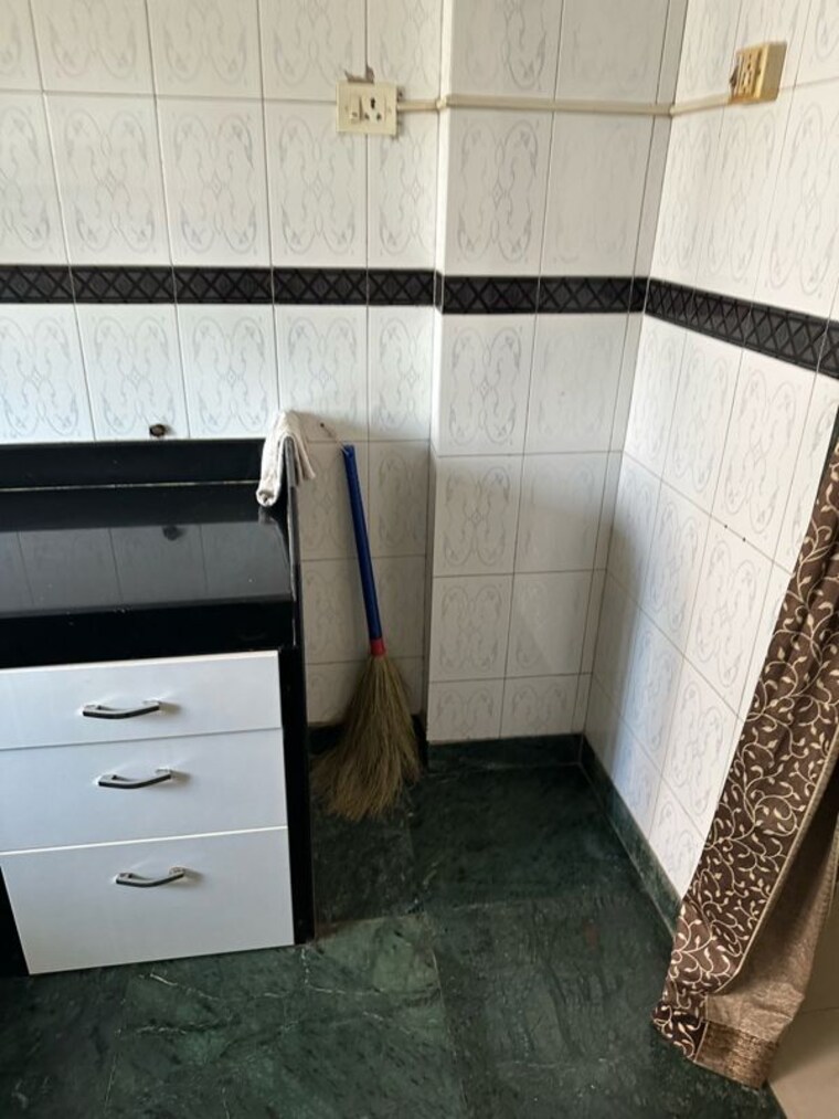 Kitchen, satguru-sharan-i 1 Bedroom 419 Sq.Ft. Apartment In Mulund East Mumbai 10354166