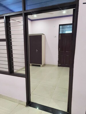 Room in 2 BHK Builder Floor at Sector 43 – for Rent