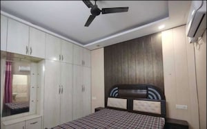 Bedroom in 3 BHK Apartment at Preet Colony – for Rent
