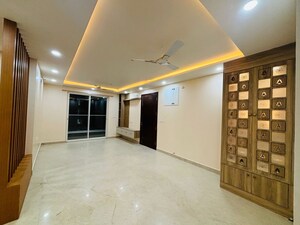 Room in 3 BHK Apartment at Aurobindo Kohinoor, Serilingampally – for Rent
