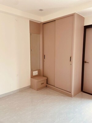 Room in 3 BHK Apartment at RR Homes Kanakpura, Sirsi Road – for Rent