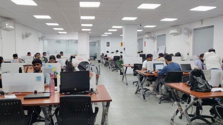 Team Area, sector 2 Commercial Office Space 4200 Sq.Ft. In Sector 2 Noida 10424124