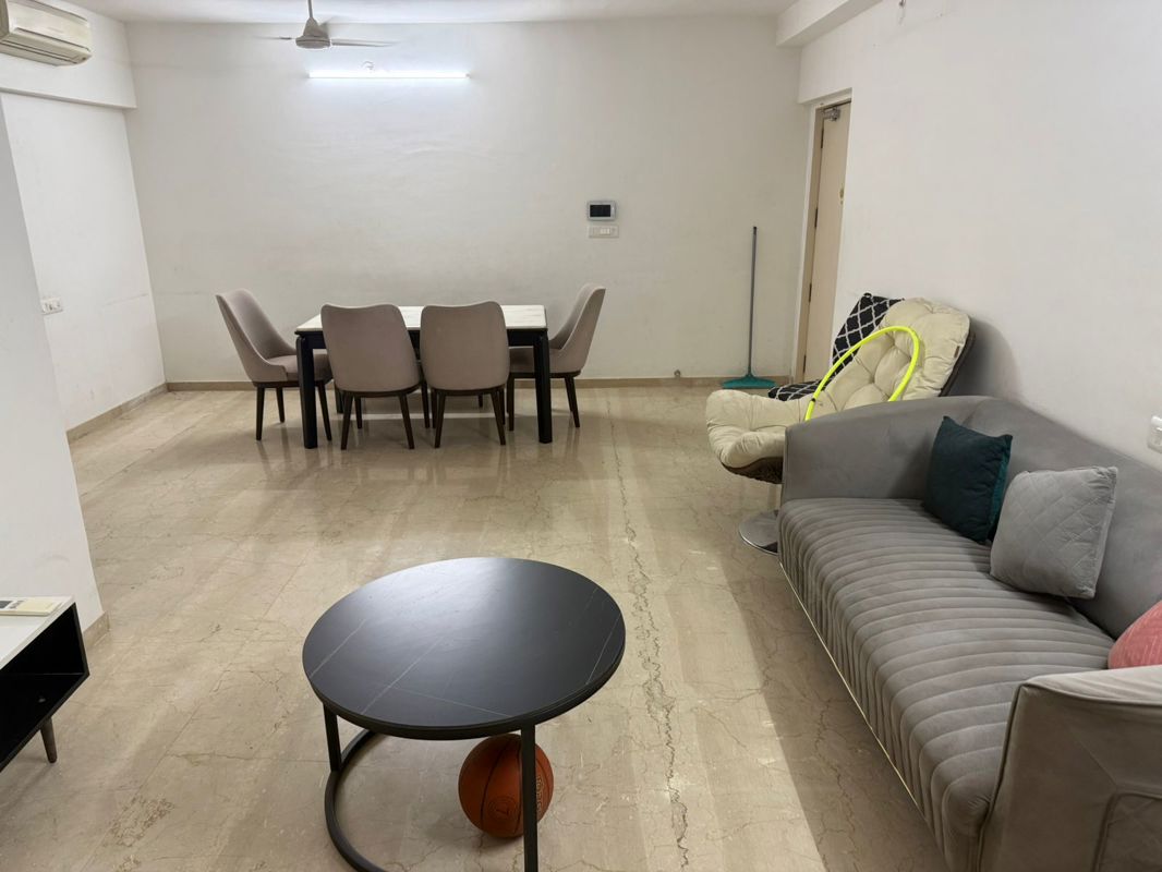1 BHK +  350 Sq.Ft. Apartment in Ruparel Nova