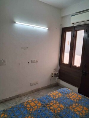 Room in 1 BHK Builder Floor at Malviya Nagar – for Rent