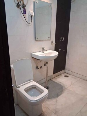 Bathroom in 1 BHK Builder Floor at Malviya Nagar – for Rent