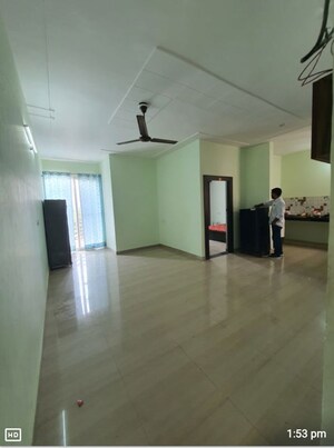 Room in 2 BHK Apartment at Majestic Delight, Gomti Nagar – for Rent