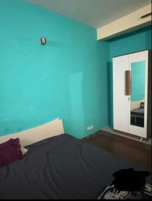 Room in 3 BHK Apartment at Alistonia Estate, Pi I And Ii Greater Noida – for Rent