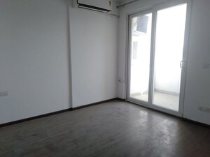 Room in 3 BHK Apartment at Emaar The Enclave, Sector 66 – for Sale