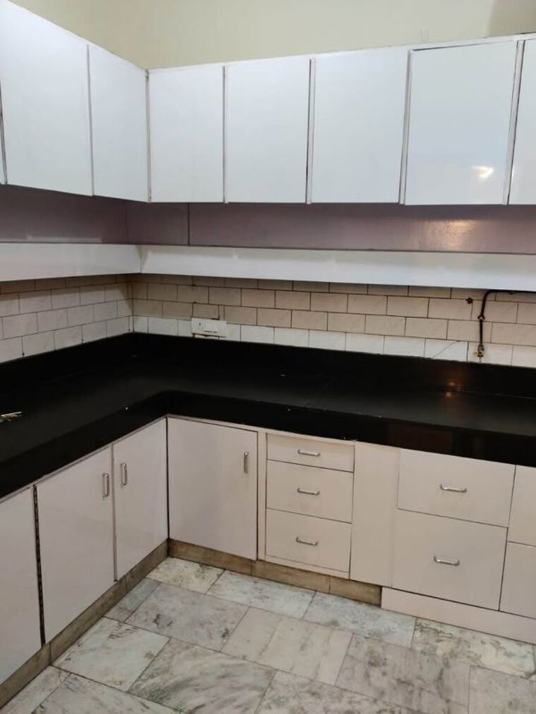 Kitchen, malviya nagar 1 Bedroom 50 Sq.Yd. Builder Floor In Malviya Nagar Delhi 10424191