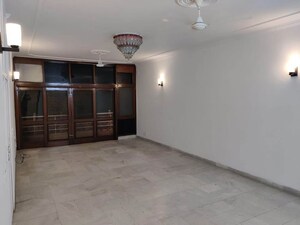 Room in 1 BHK Builder Floor at Malviya Nagar – for Rent