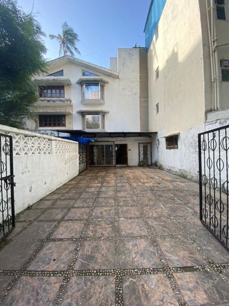 Exterior View, emgee-janki-kutir 6 Bedroom 6300 Sq.Ft. Villa In Juhu Mumbai 8898680