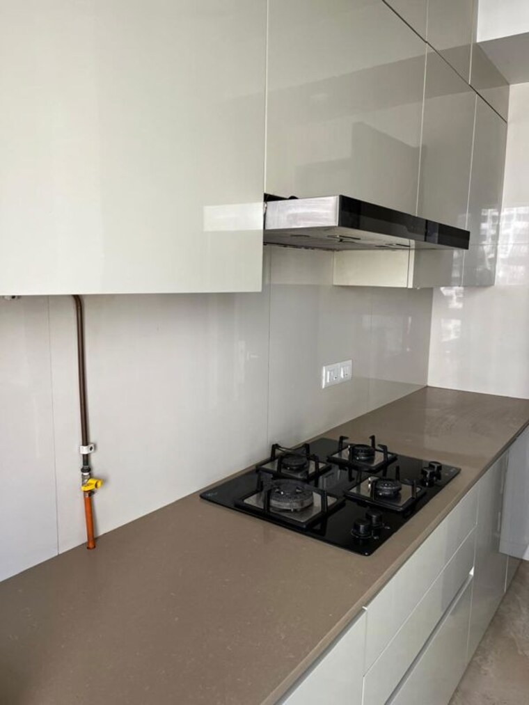 Kitchen, hiranandani-delanna 2 Bedroom 1045 Sq.Ft. Apartment In Ghodbunder Road Thane 10424231