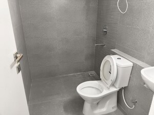 Bathroom in 3 BHK Apartment at Signature Global City, Sector 37d – for Rent