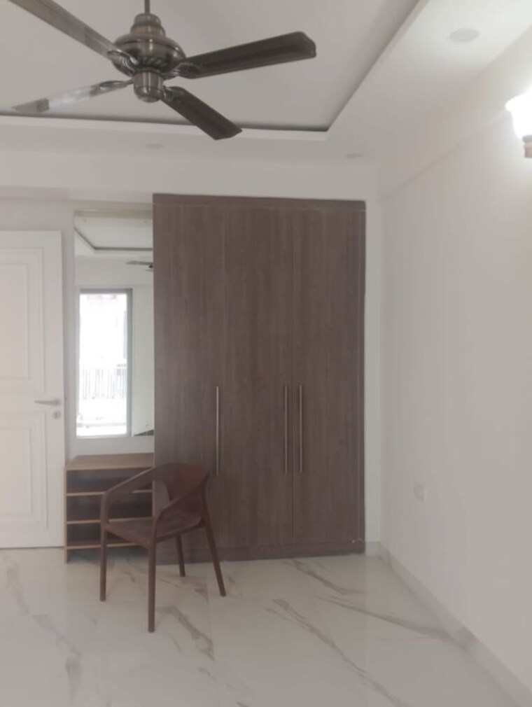 Room, smart-world-orchard 2.5 Bedroom 1200 Sq.Ft. Builder Floor In Sector 61 Gurgaon 10424294