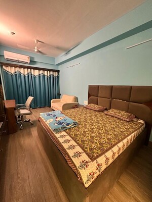 Bedroom in Studio Apartment at Gaur Runway Suites, Gaur Yamuna City – for Rent