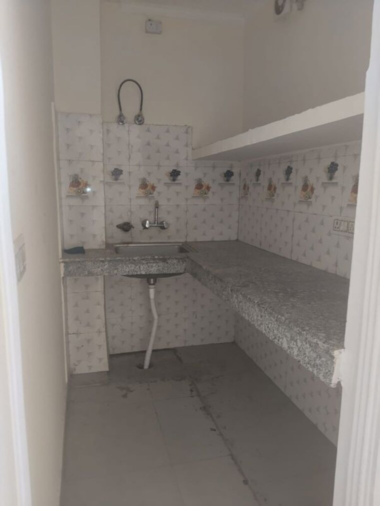 Bathroom, neb sarai 1 Bedroom 450 Sq.Ft. Builder Floor In Neb Sarai Delhi 10424308