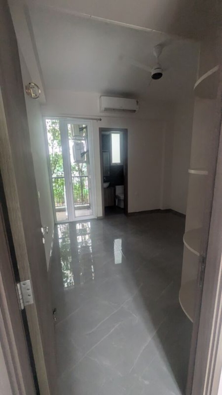Room, m3m-antalya-hills 2.5 Bedroom 1400 Sq.Ft. Apartment In Sector 79 Gurgaon 10424324