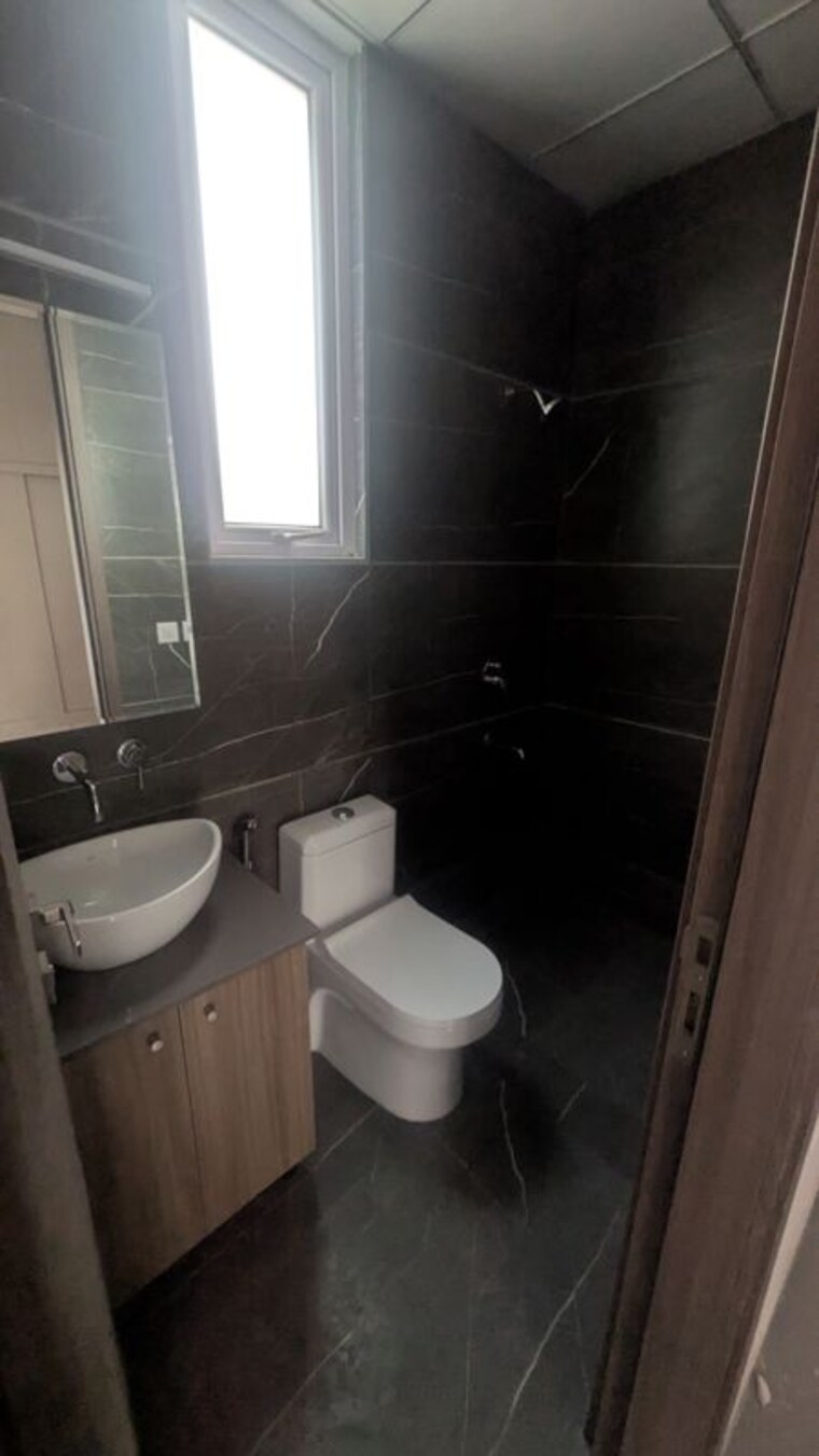 Bathroom, m3m-antalya-hills 2.5 Bedroom 1400 Sq.Ft. Apartment In Sector 79 Gurgaon 10424324