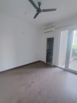 Room in 3 BHK Apartment at Mapsko Mount Ville, Sector 79 – for Rent