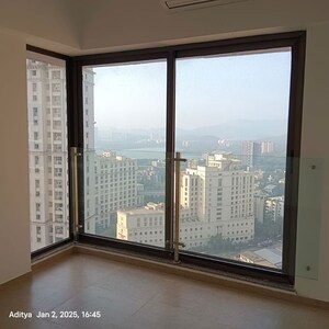 Bedroom in 3 BHK Apartment at Kanakia Silicon Valley, Powai – for Rent