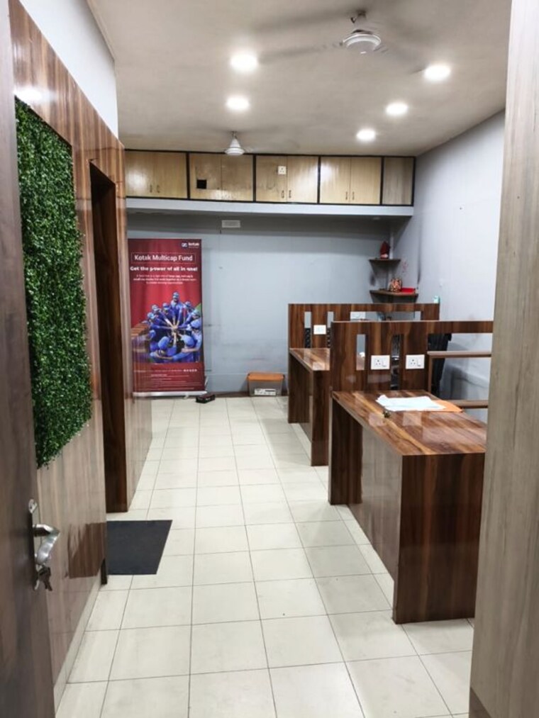 Team Area, bhowanipore Commercial Office Space 570 Sq.Ft. In Bhowanipore Kolkata 10424354