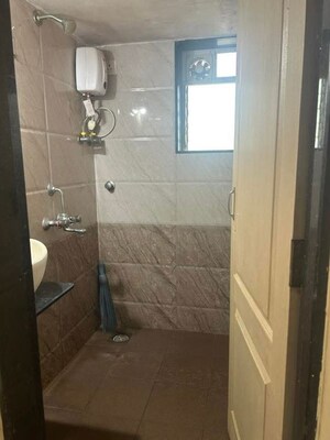 Bathroom in 1 BHK Apartment at Dahisar East – for Rent