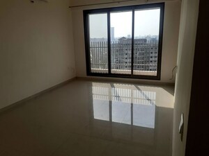 Room in 1 BHK Apartment at Je And Vee Om Trimurti, Malad East – for Rent