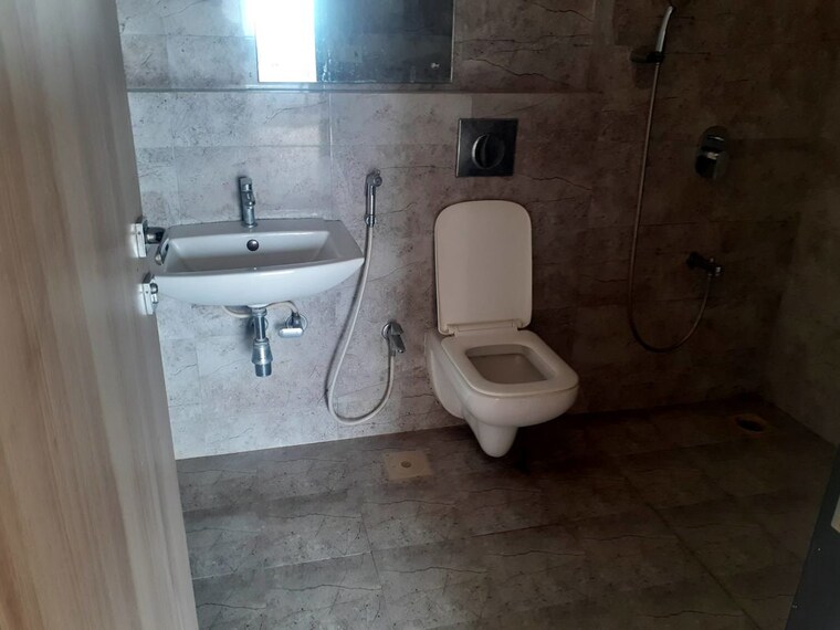 Bathroom, je-and-vee-om-trimurti 1 Bedroom 400 Sq.Ft. Apartment In Malad East Mumbai 10424397