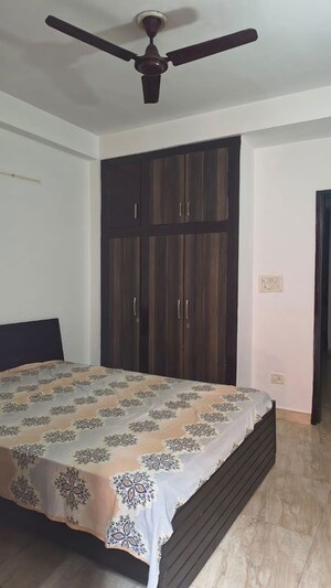 Bedroom in 1 BHK Builder Floor at Chattarpur – for Rent