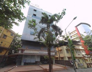  Office Space For Sale in Khar West