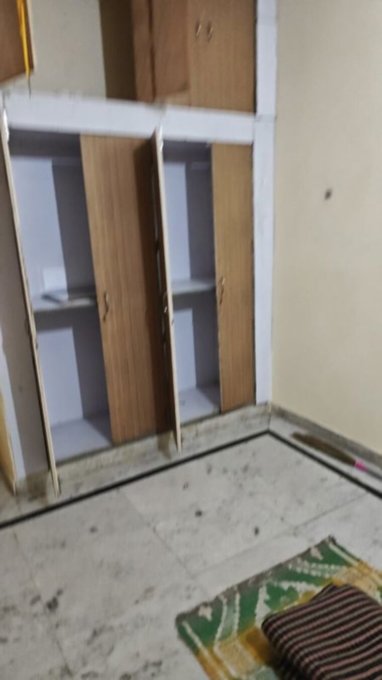 Room, rajpur khurd extension 2 Bedroom 900 Sq.Ft. Builder Floor In Rajpur Khurd Extension Delhi 10424464