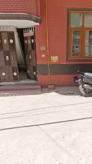 Parking in 2 BHK Builder Floor at Rajpur Khurd Extension – for Rent