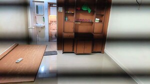 Bedroom in 1 BHK Apartment at Amrapali CHS Santacruz East, Santacruz East – for Rent