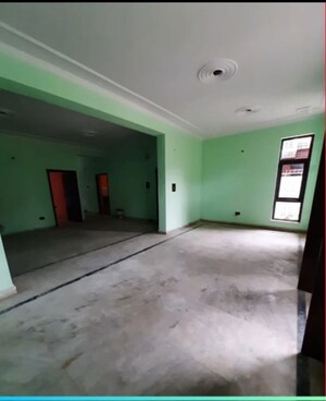 Room in 2 BHK Independent House at Omicron 1a Greater Noida – for Sale