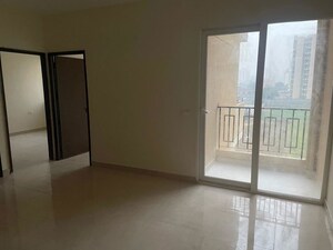 Room in 2 BHK Apartment at Signature Global The Roselia, Sector 95a – for Sale