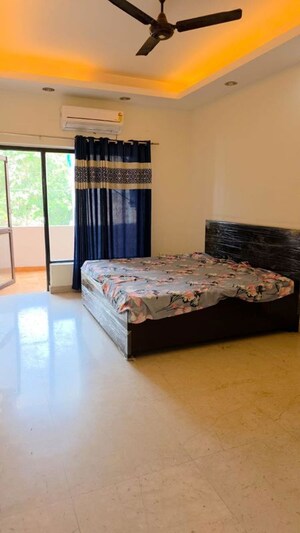 Bedroom in 3 BHK Builder Floor at Sushant Lok I – for Rent