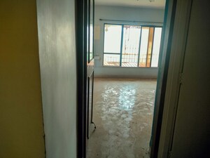 Room in  Apartment at Bandra West – for Sale