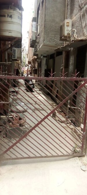 Balcony in  Independent House at Paschim Vihar – for Sale
