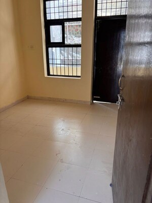 Room in 3.5 BHK Apartment at Ardee City Palm Grove Heights, Sector 52 – for Sale