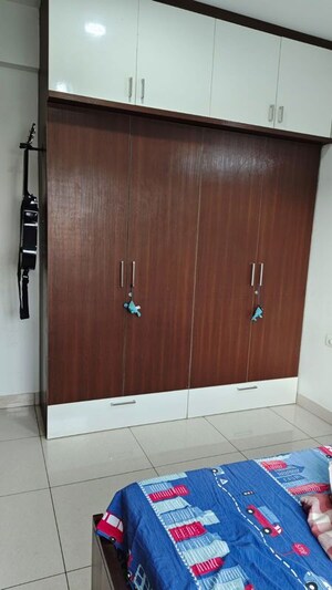 Furnished Amenities in 3 BHK Apartment at Adarsh Crystal, Cambridge Layout – for Rent