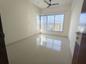 2 BHK Apartment For Rent in Dhoot Sky Residency New Sonali CHSL, Malad West