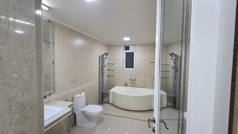 Bathroom, bhimjyani-verraton 4 Bedroom 6200 Sq.Ft. Villa In Manpada Thane 10424650