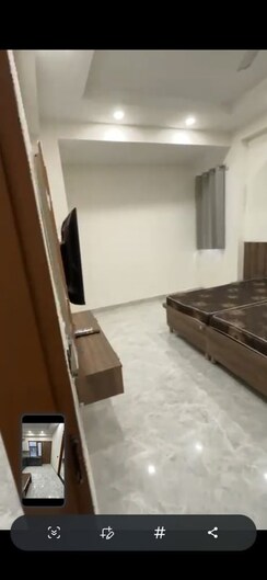 1 BHK Builder Floor For Rent in Sector 40