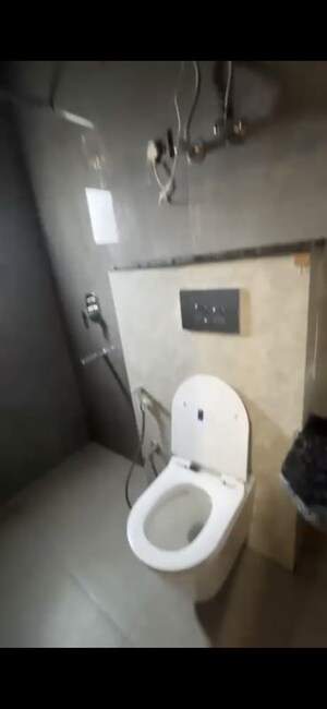 Bathroom in 1 BHK Builder Floor at Sector 40 – for Rent