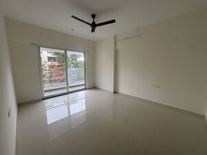 Room in 3 BHK Apartment at Makwana Ishanand, Wanowrie – for Rent