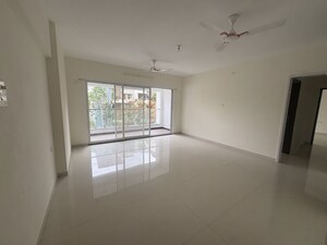 Room in 3 BHK Apartment at Makwana Ishanand, Wanowrie – for Rent