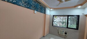 Room in 1 RK Apartment at Saraf Chaudhary Nagar CHS, Kandivali East – for Sale