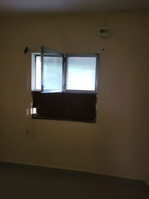 Room in 2 BHK Apartment at Arunodaya CHS, Andheri East – for Rent